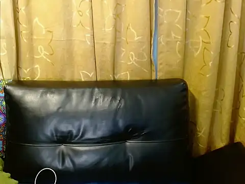 Snapshot of Sofiia_Vega_ chatting on April 25, 4:04 pm Sofiia Vega online show from April 25, 4:04 pm