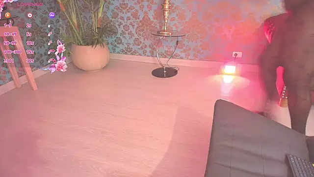 Snapshot of alexa_cruz__ chatting on May 12, 4:37 pm alexa cruz online show from May 12, 4:37 pm