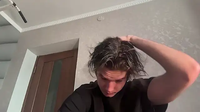 tomasdickpick online show from April 29, 7:34 am