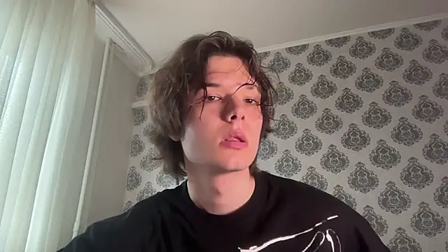 Snapshot of tomasdickpick chatting on May 27, 6:54 am tomasdickpick online show from May 27, 6:54 am