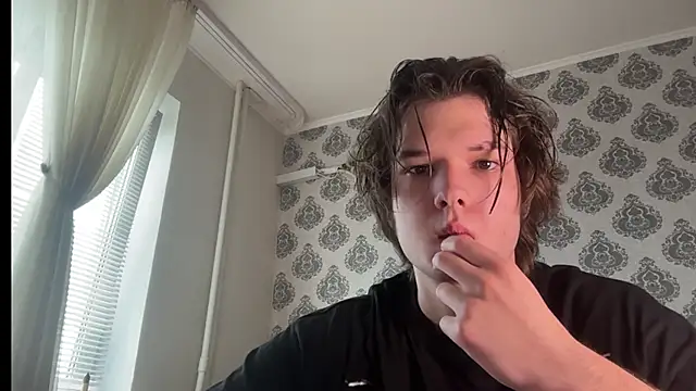 Snapshot of tomasdickpick chatting on June 7, 7:45 am tomasdickpick online show from June 7, 7:45 am