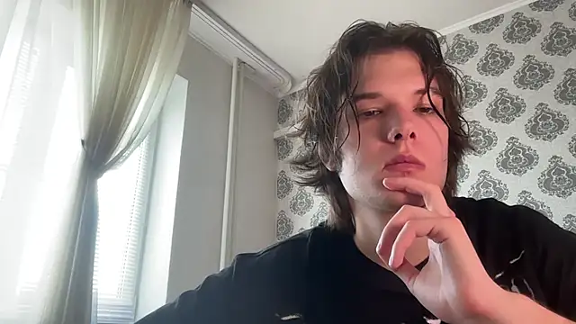 Snapshot of tomasdickpick chatting on June 10, 9:19 am tomasdickpick online show from June 10, 9:19 am