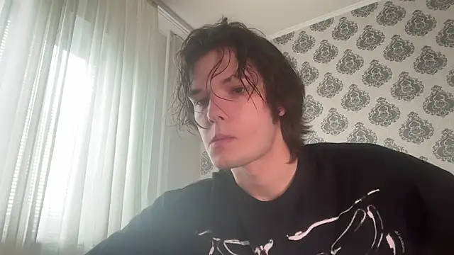 Snapshot of tomasdickpick chatting on June 13, 7:17 am tomasdickpick online show from June 13, 7:17 am