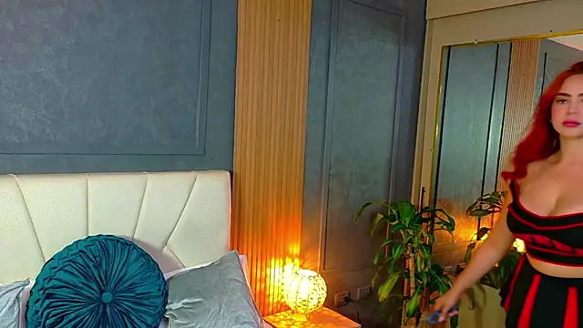Snapshot of Ambar_Mancinii chatting on May 9, 10:15 pm Ambar Mancinii online show from May 9, 10:15 pm