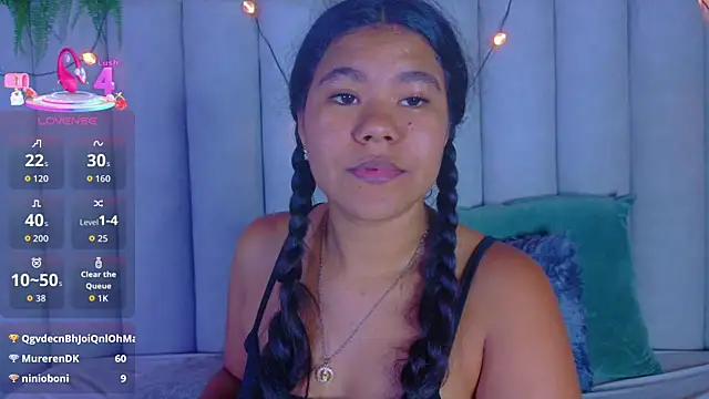 Snapshot of AhslyEvans__ chatting on July 23, 1:58 am AhslyEvans online show from July 23, 1:58 am