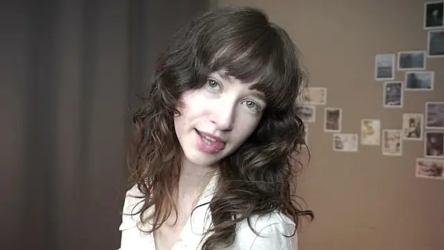 DellaLeck online show from April 29, 8:26 pm