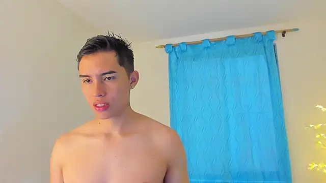 Snapshot of Fher_rivers1 chatting on April 3, 3:21 pm Fher rivers1 online show from April 3, 3:21 pm