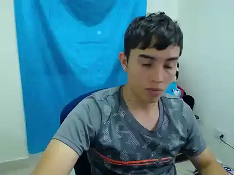 Snapshot of Fher_rivers1 chatting on April 17, 11:41 pm Fher rivers1 online show from April 17, 11:41 pm