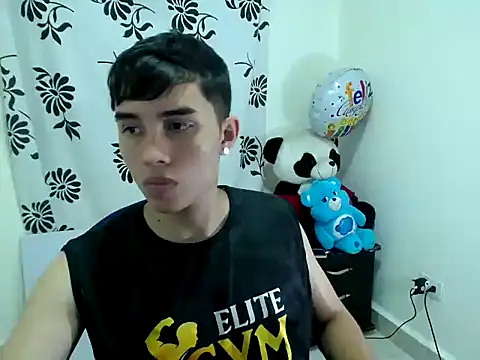 Snapshot of Fher_rivers1 chatting on May 5, 1:46 am Fher rivers1 online show from May 5, 1:46 am