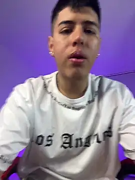 Snapshot of Angel_khouri_ chatting on April 15, 1:12 am Angel khouri online show from April 15, 1:12 am