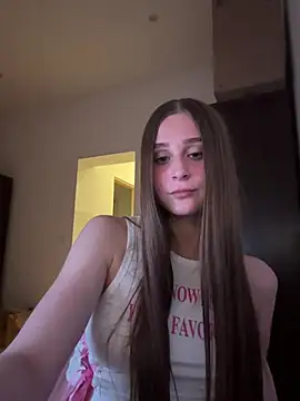 Snapshot of BellMeow_ chatting on May 28, 10:29 pm BellMeow online show from May 28, 10:29 pm