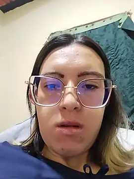 Snapshot of Greta_silber26 chatting on June 10, 6:51 pm Greta silber26 online show from June 10, 6:51 pm