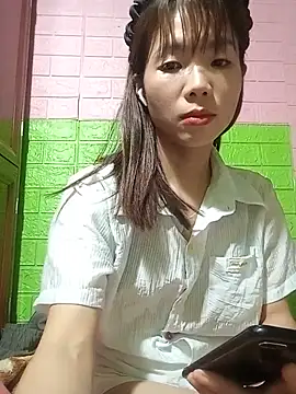 Snapshot of AmyLinee01 chatting on May 12, 5:21 pm AmyLinee01 online show from May 12, 5:21 pm