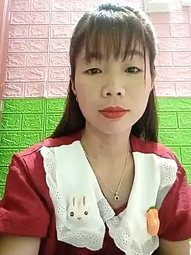 AmyLinee01 online show from July 7, 4:48 am