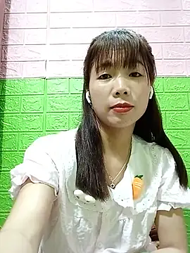 AmyLinee01 online show from July 7, 7:29 pm