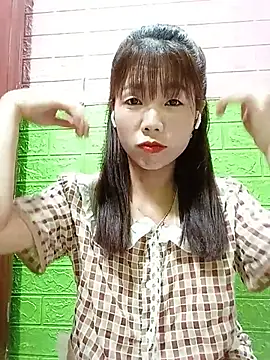 AmyLinee01 online show from July 12, 10:01 pm