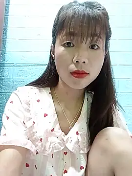 AmyLinee01 online show from July 21, 4:15 am