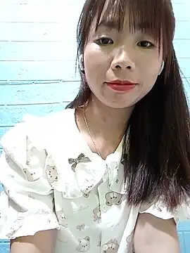 AmyLinee01 online show from July 30, 11:59 pm