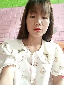 AmyLinee01 online show from August 8, 11:23 am