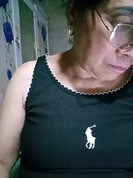Snapshot of Funsexy1 chatting on July 13, 1:03 pm Funsexy1 online show from July 13, 1:03 pm