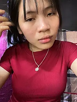 Snapshot of Saka-saka chatting on April 4, 5:27 am Saka-saka online show from April 4, 5:27 am