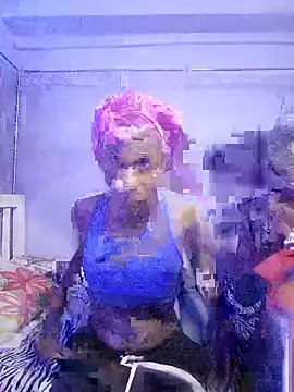 Snapshot of val5954 chatting on July 26, 8:32 am val5954 online show from July 26, 8:32 am