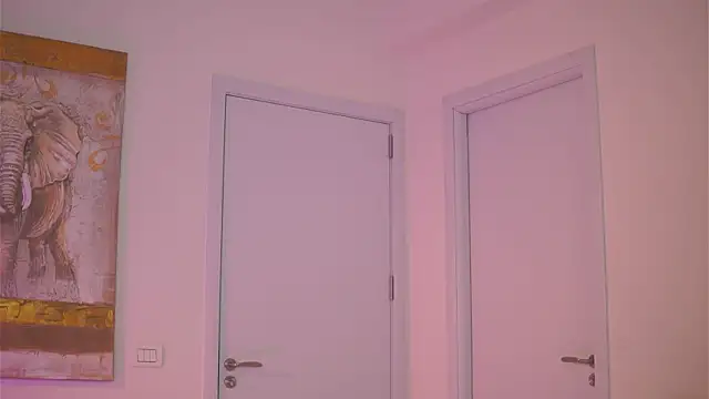 LatinaMorene online show from June 21, 6:10 pm