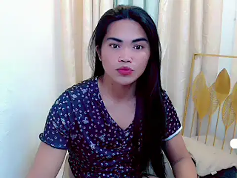 Snapshot of Midnightsnack88 chatting on May 8, 1:11 am Midnightsnack88 online show from May 8, 1:11 am