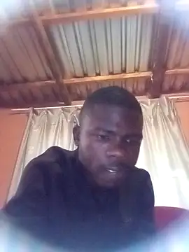 Snapshot of VrXis chatting on April 19, 4:12 am VrXis online show from April 19, 4:12 am