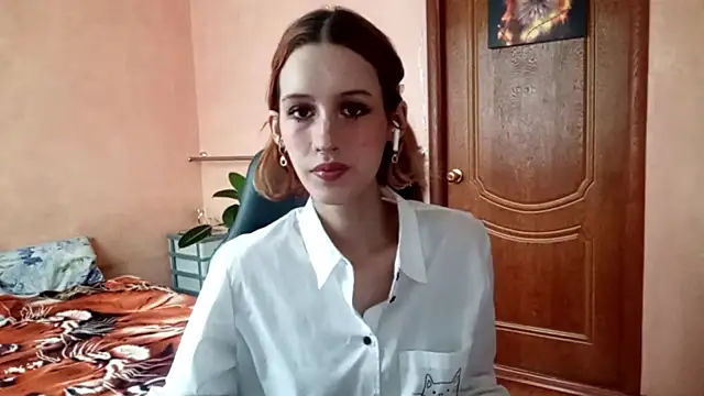 SirenFrost online show from June 25, 3:27 pm