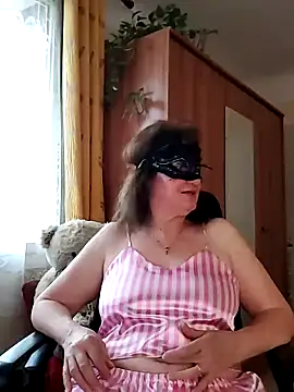 Snapshot of Chrismaturefrench chatting on March 28, 4:28 pm Chrismaturefrench online show from March 28, 4:28 pm