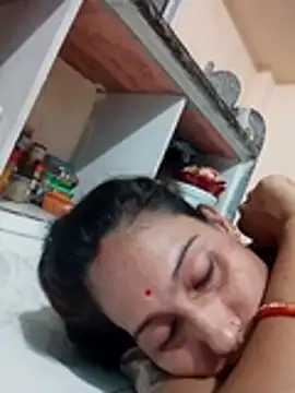 Snapshot of Sexi_roovi chatting on June 27, 7:41 pm Sexi roovi online show from June 27, 7:41 pm