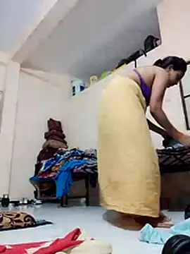 Snapshot of Sexi_roovi chatting on July 3, 7:09 pm Sexi roovi online show from July 3, 7:09 pm