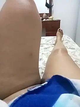 Snapshot of sexymomsn chatting on July 8, 4:06 am sexymomsn online show from July 8, 4:06 am