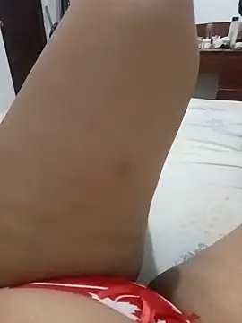 Snapshot of sexymomsn chatting on July 17, 3:13 am sexymomsn online show from July 17, 3:13 am