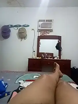 Snapshot of sexymomsn chatting on July 30, 3:11 pm sexymomsn online show from July 30, 3:11 pm