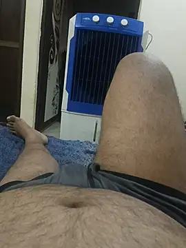 Snapshot of healthyguy175 chatting on July 18, 8:34 pm healthyguy175 online show from July 18, 8:34 pm