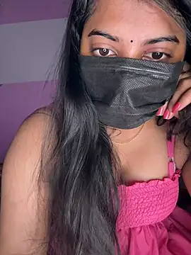 Snapshot of miss_eyekiller12 chatting on June 16, 9:56 am miss eyekiller12 online show from June 16, 9:56 am
