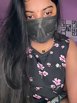 Snapshot of miss_eyekiller12 chatting on June 27, 10:31 am miss eyekiller12 online show from June 27, 10:31 am
