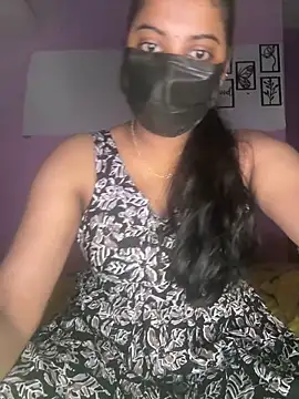 Snapshot of miss_eyekiller12 chatting on June 29, 4:18 pm miss eyekiller12 online show from June 29, 4:18 pm