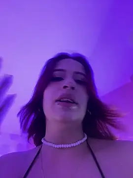 steffmontespink18 online show from May 6, 1:38 pm