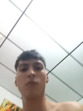 Snapshot of Diablito045 chatting on March 31, 11:27 pm Diablito045 online show from March 31, 11:27 pm