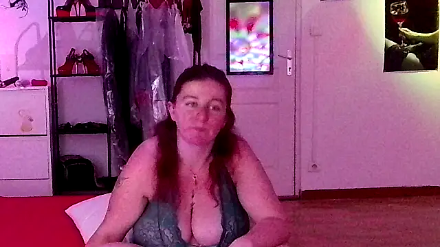 C0chonne59  online show from March 24, 6:02 pm
