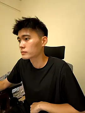 CalvinHY online show from August 5, 10:29 am