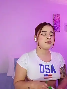 Snapshot of martina_connor1 chatting on May 28, 4:48 pm martina connor1 online show from May 28, 4:48 pm