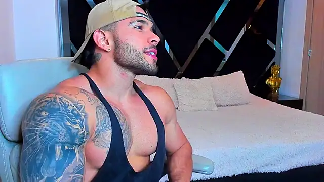 Raytorres online show from May 1, 11:09 pm