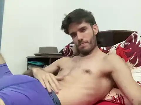 PygmaBoy online show from April 8, 5:29 am