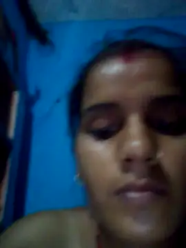 Snapshot of Raveena0990 chatting on May 21, 2:57 pm Raveena0990 online show from May 21, 2:57 pm
