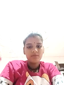 Snapshot of Raveena0990 chatting on May 26, 9:49 am Raveena0990 online show from May 26, 9:49 am