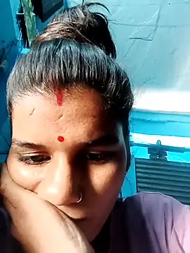 Snapshot of Raveena0990 chatting on June 12, 6:12 am Raveena0990 online show from June 12, 6:12 am